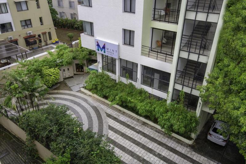Hotel Mint Montvert Baner Púna Exteriér fotografie