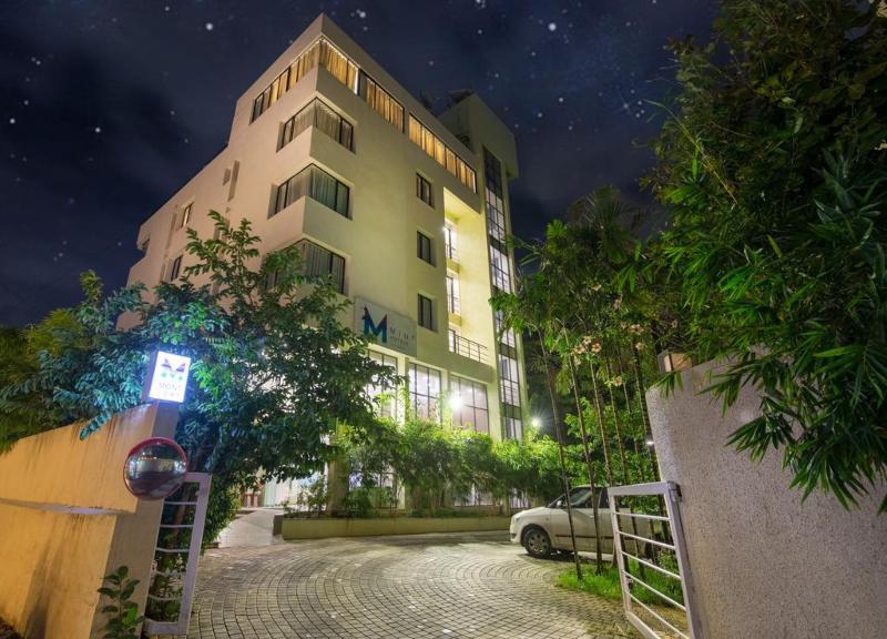 Hotel Mint Montvert Baner Púna Exteriér fotografie