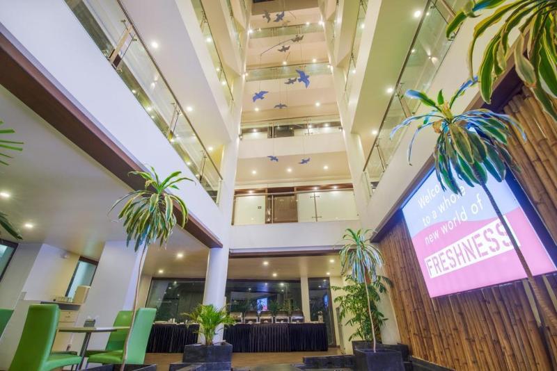 Hotel Mint Montvert Baner Púna Exteriér fotografie